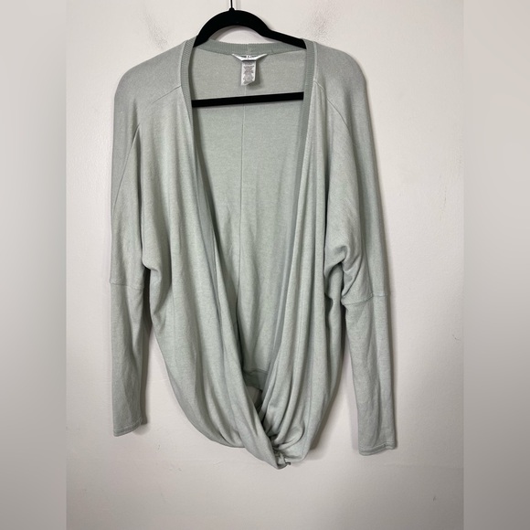 Hard Tail Soft Jersey Cross Front Long Sleeve Top Sz Small Light Mint Gray - Picture 2 of 7